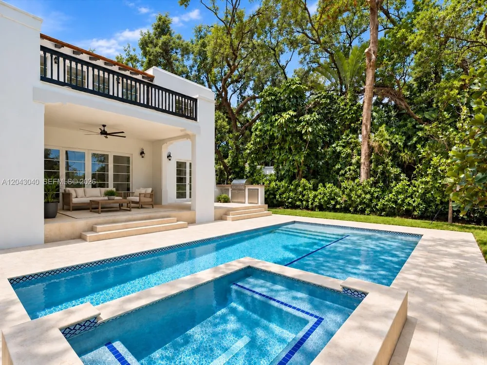 6333 SW 69th St South Miami, FL 33143