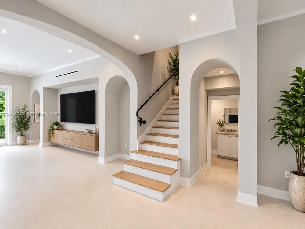 6333 SW 69th St South Miami, FL 33143