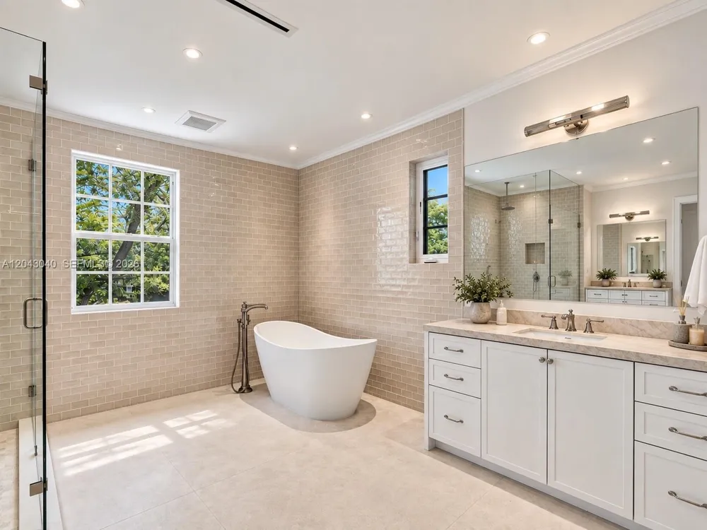 6333 SW 69th St South Miami, FL 33143