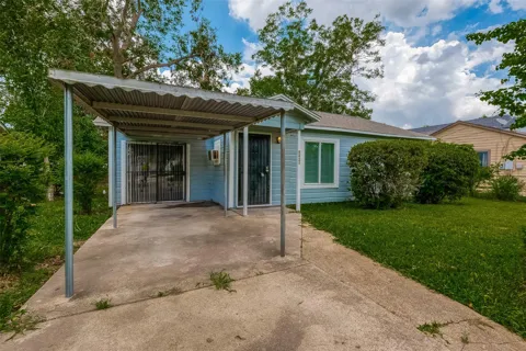 7621 Sundown Drive