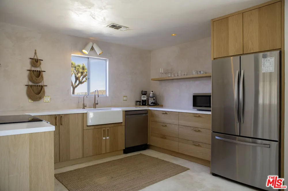 365 Rainbow Drive Yucca Valley, CA 92284