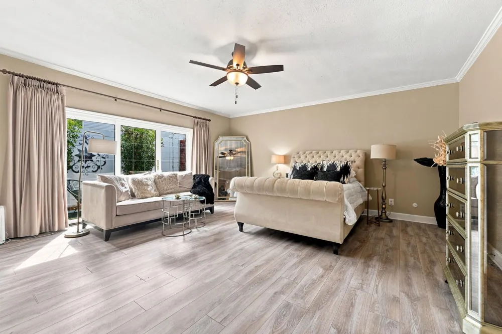 419 E Fair Harbor Lane Houston, TX 77079
