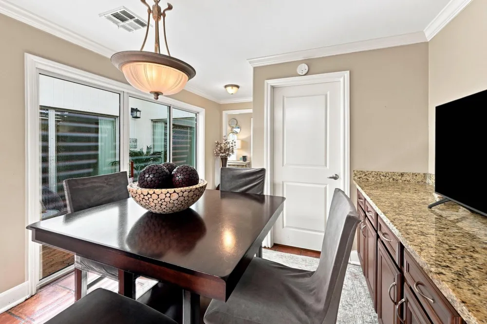 419 E Fair Harbor Lane Houston, TX 77079