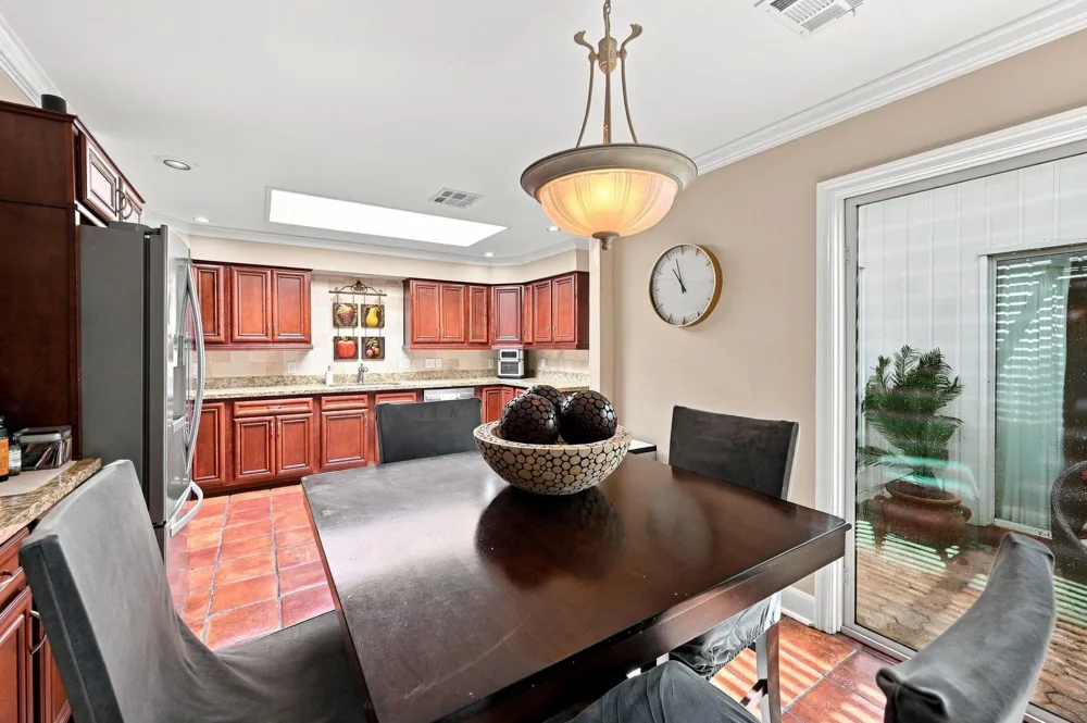 419 E Fair Harbor Lane Houston, TX 77079