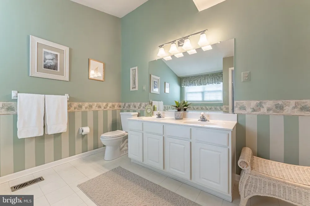 366 GALWAY DRIVE West Chester, PA 19380