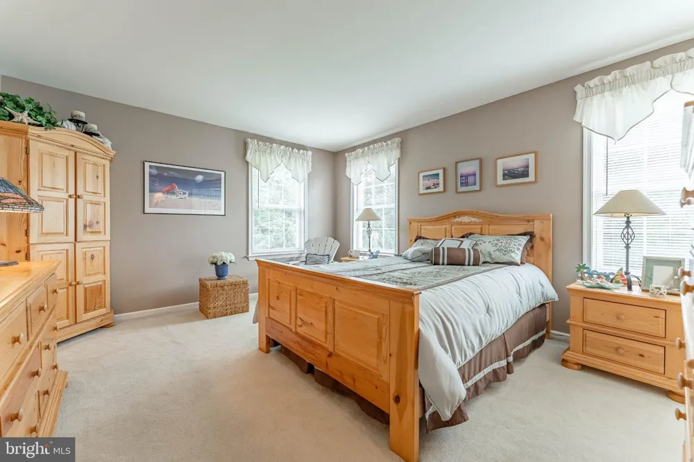 366 GALWAY DRIVE West Chester, PA 19380
