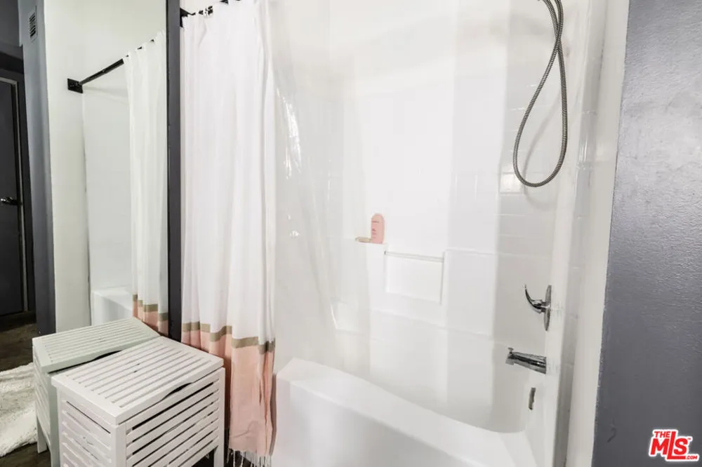 420 S San Pedro Street #231 Los Angeles, CA 90013