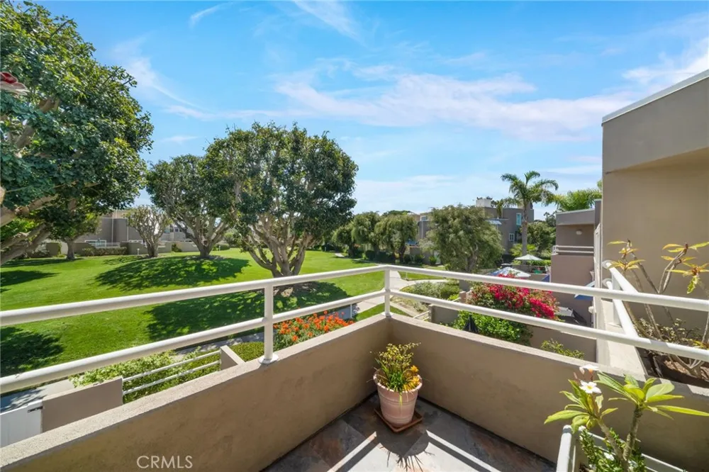 3256 Sparkler Huntington Beach, CA 92649
