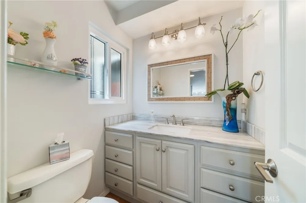 3256 Sparkler Huntington Beach, CA 92649