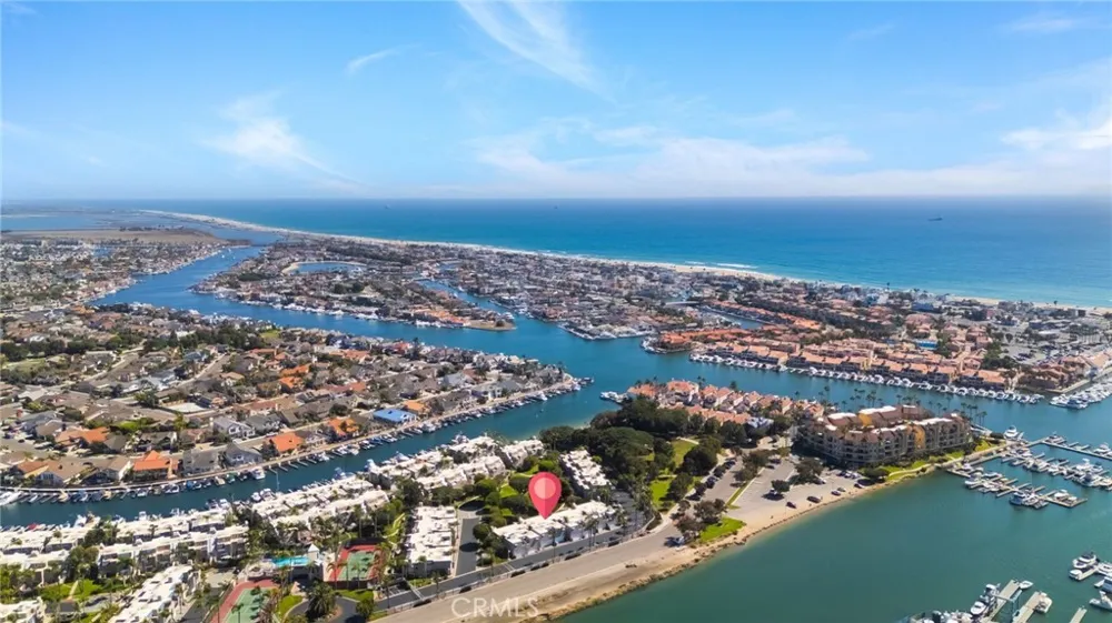 3256 Sparkler Huntington Beach, CA 92649