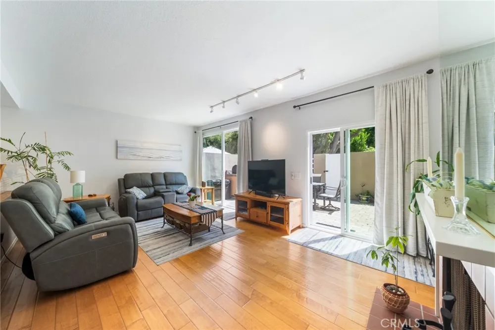 3256 Sparkler Huntington Beach, CA 92649