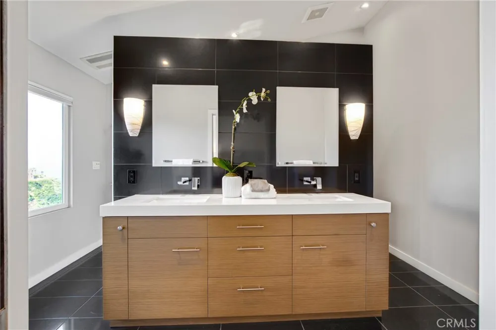 6976 Verde Ridge Road Rancho Palos Verdes, CA 90275