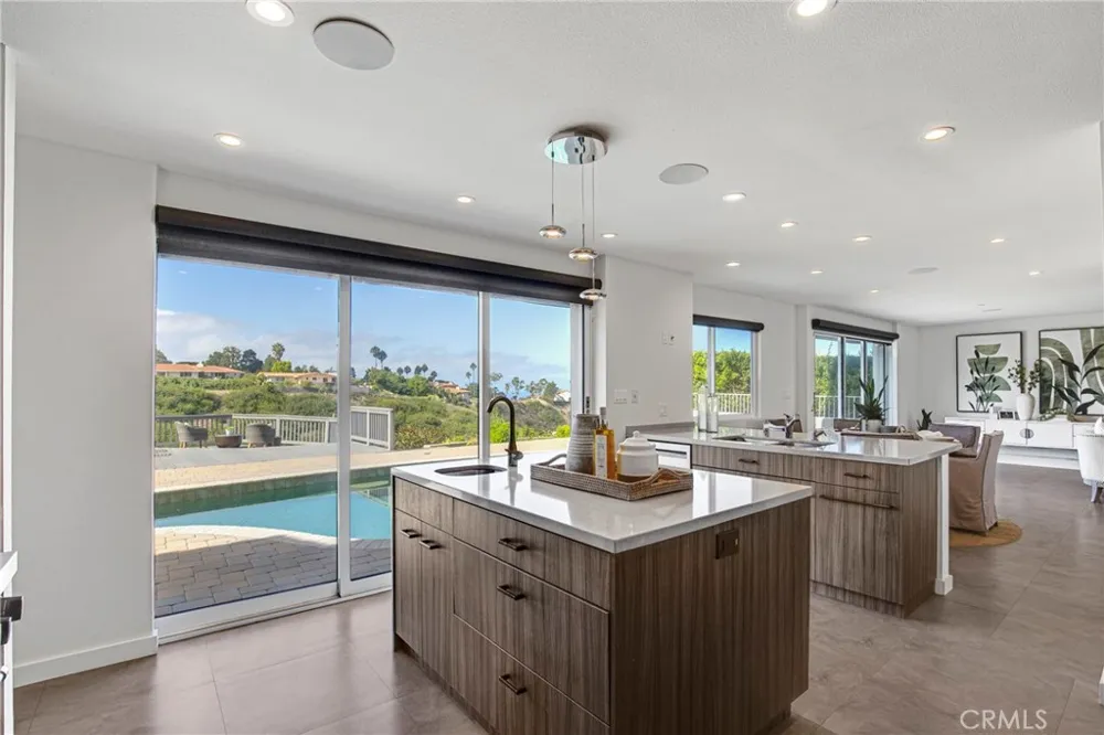 6976 Verde Ridge Road Rancho Palos Verdes, CA 90275