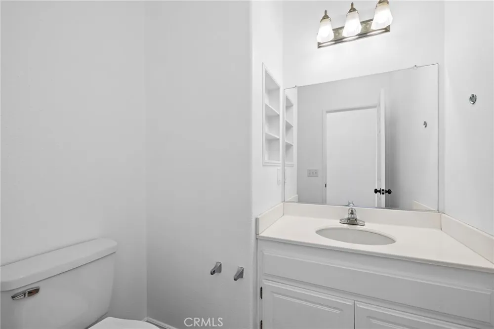 22009 Blondon Court Wildomar, CA 92595