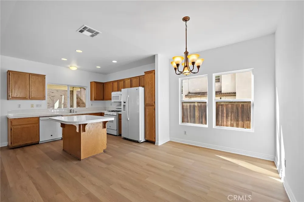 22009 Blondon Court Wildomar, CA 92595