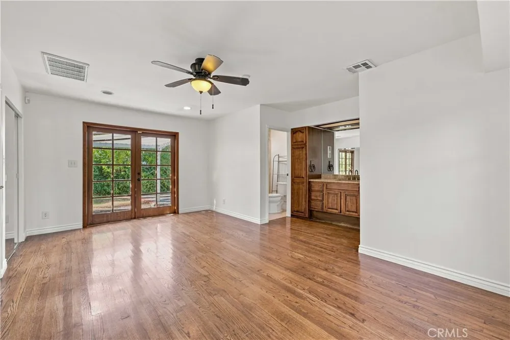 5017 Rubio Avenue Encino, CA 91436
