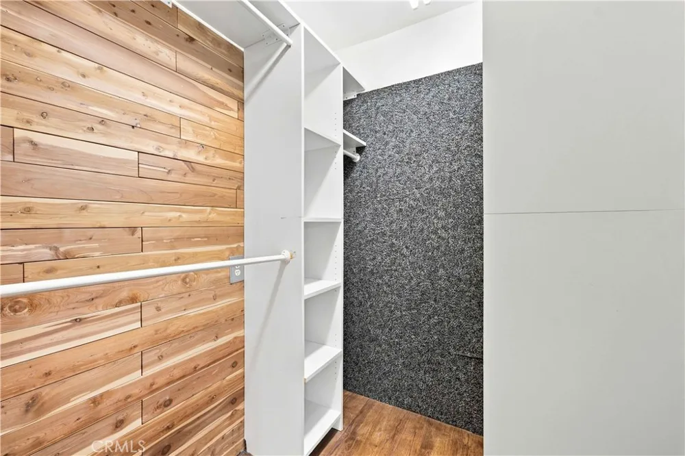 5017 Rubio Avenue Encino, CA 91436