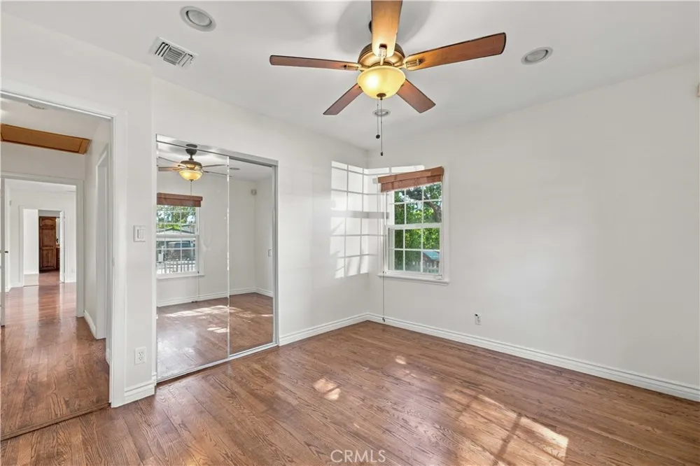 5017 Rubio Avenue Encino, CA 91436