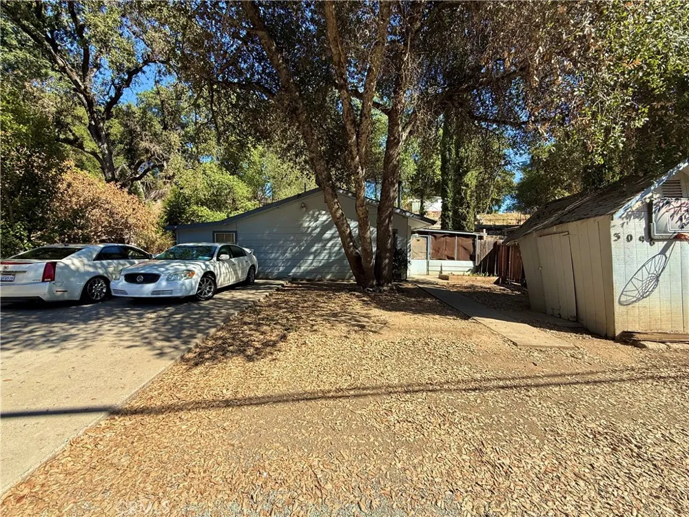 3096 Lakeview Drive Nice, CA 95464