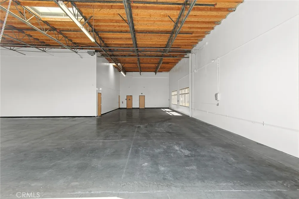 11264 Monarch Garden Grove, CA 92841