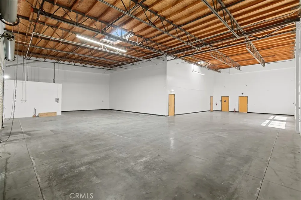 11264 Monarch Garden Grove, CA 92841