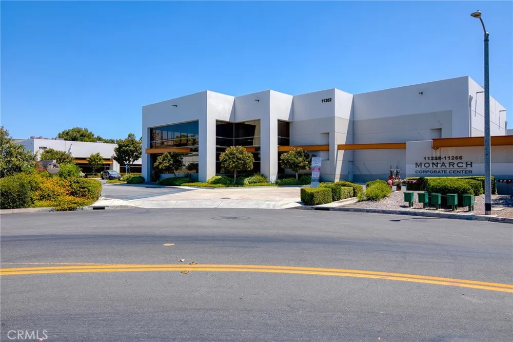 11264 Monarch Garden Grove, CA 92841