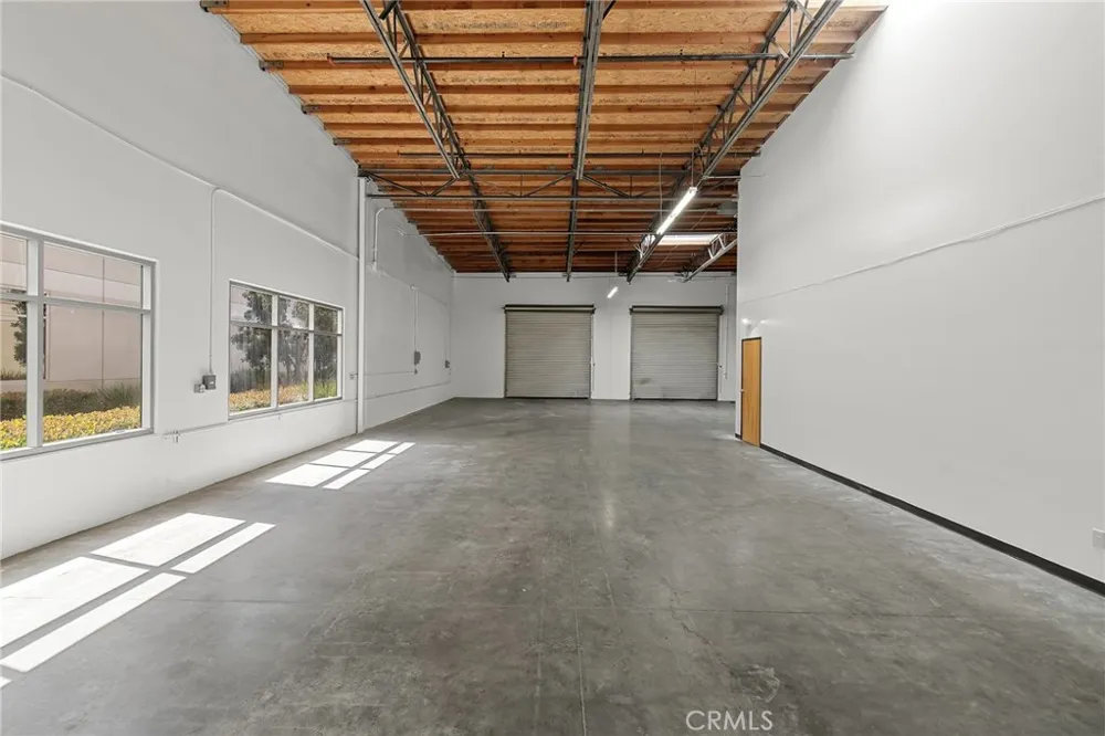 11264 Monarch Garden Grove, CA 92841