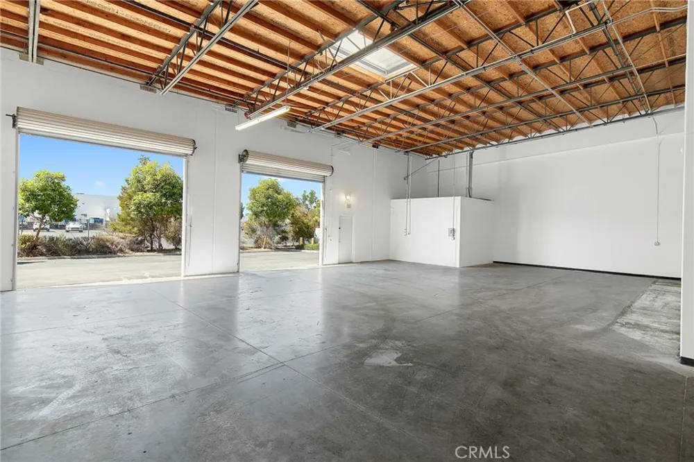 11264 Monarch Garden Grove, CA 92841