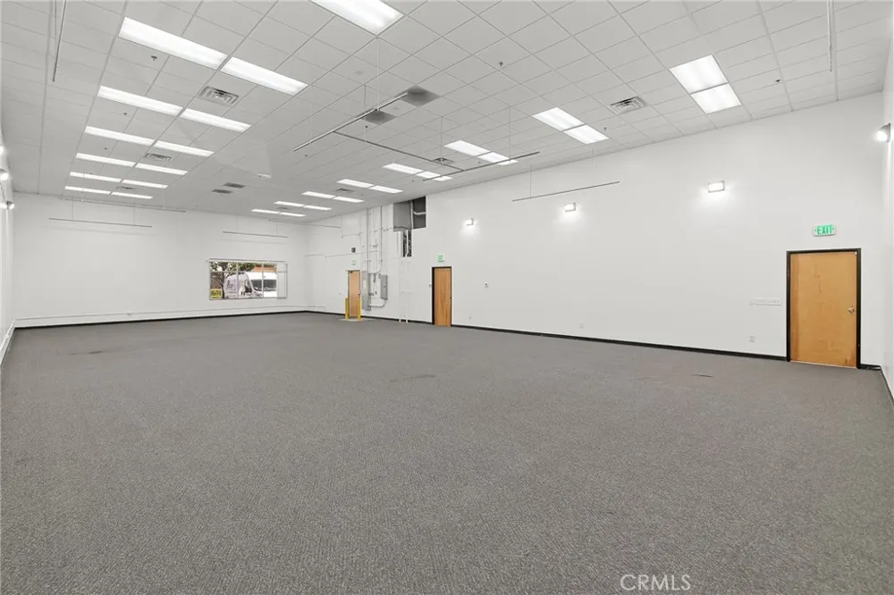 11264 Monarch Garden Grove, CA 92841