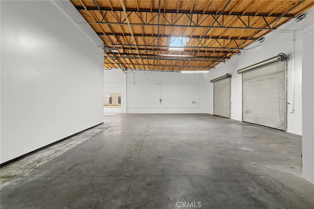11264 Monarch Garden Grove, CA 92841