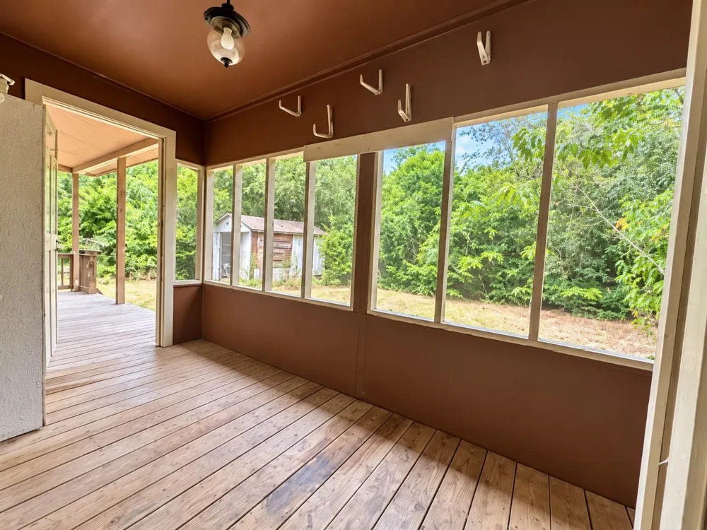 12392 Fm 1300 Road Louise, TX 77455