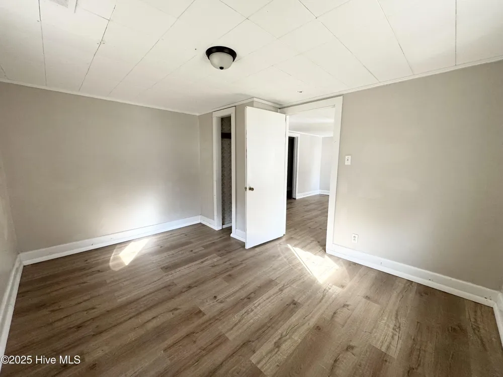 1005 Parsonage Street Elizabeth City, NC 27909