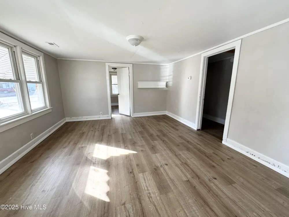 1005 Parsonage Street Elizabeth City, NC 27909
