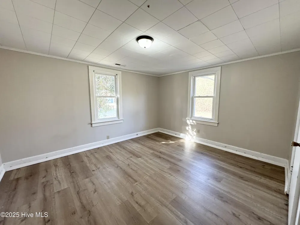 1005 Parsonage Street Elizabeth City, NC 27909