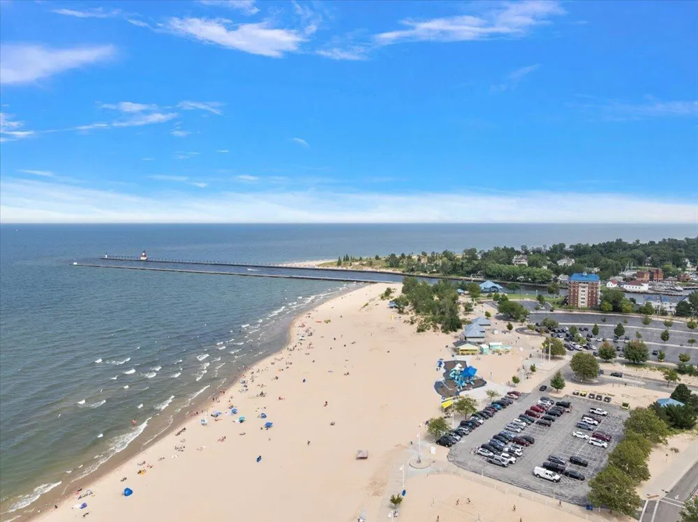 200 Lake Street #7A/8A St. Joseph, MI 49085