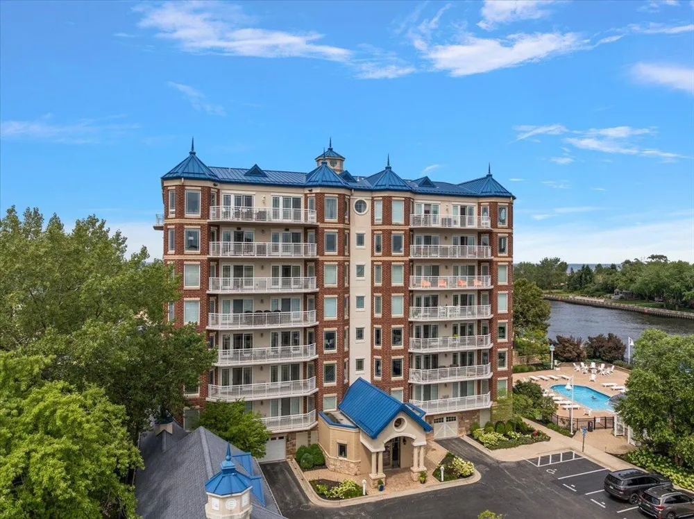 200 Lake Street #7A/8A St. Joseph, MI 49085