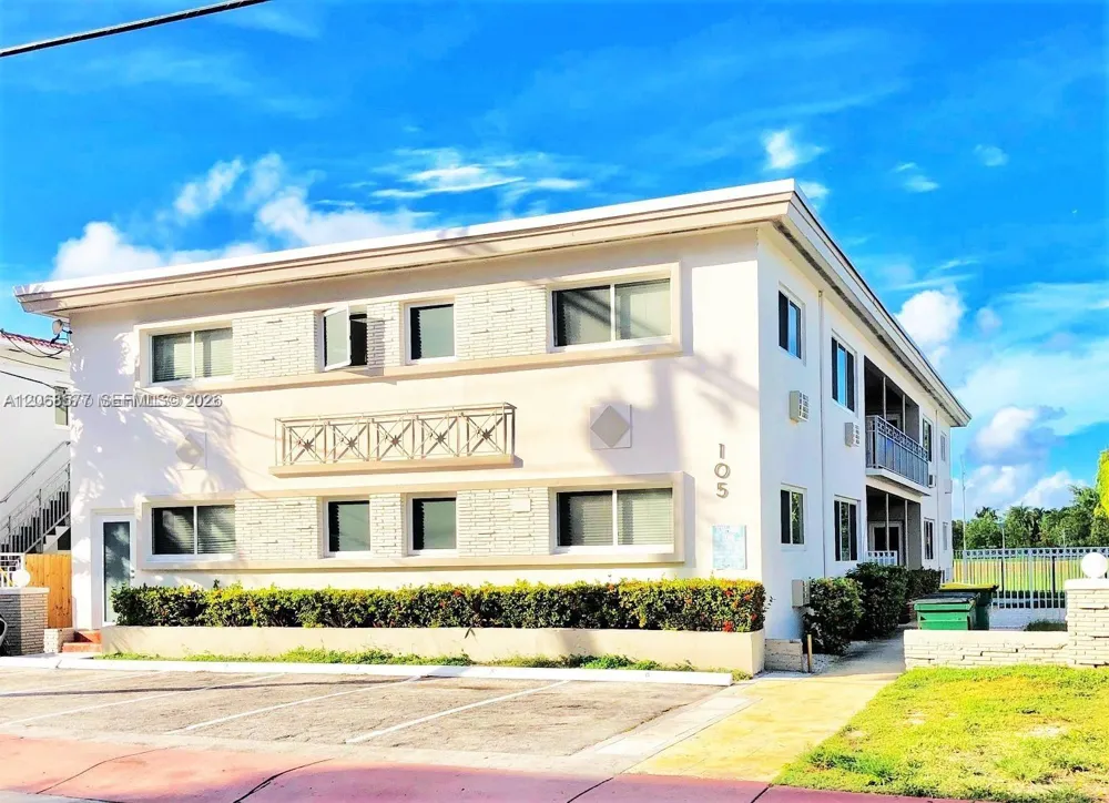105 S Shore Dr #5 Miami Beach, FL 33141