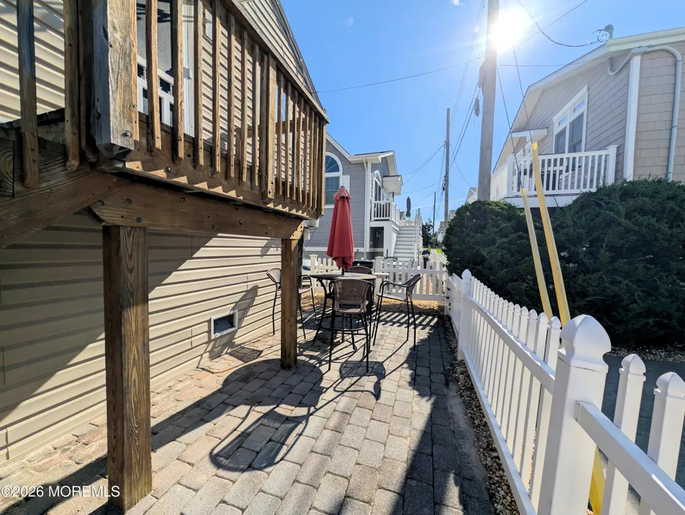 121 W Dolphin Way Lavallette, NJ 08735
