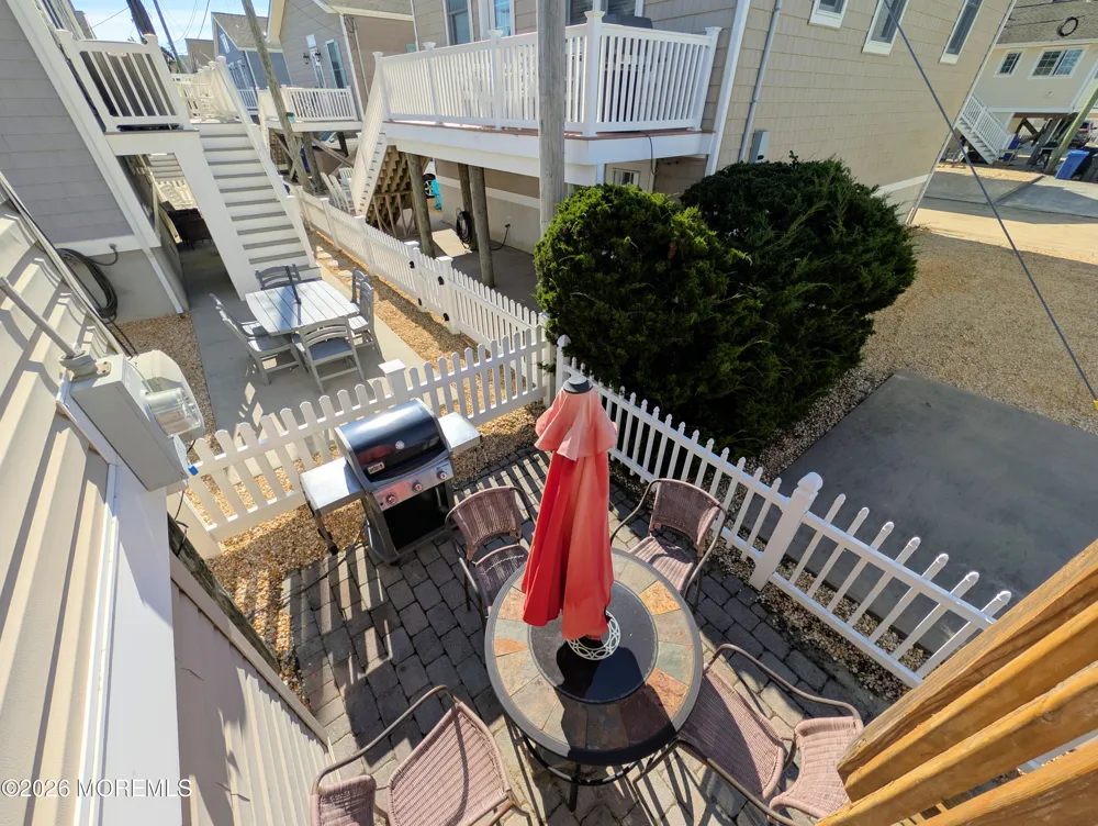 121 W Dolphin Way Lavallette, NJ 08735
