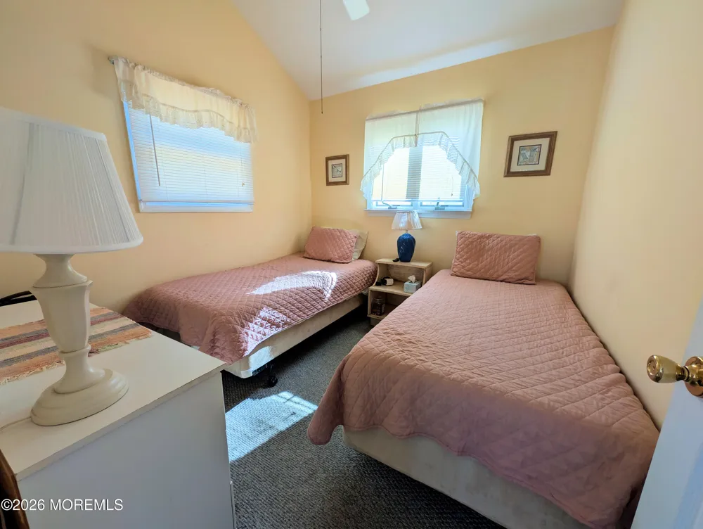121 W Dolphin Way Lavallette, NJ 08735