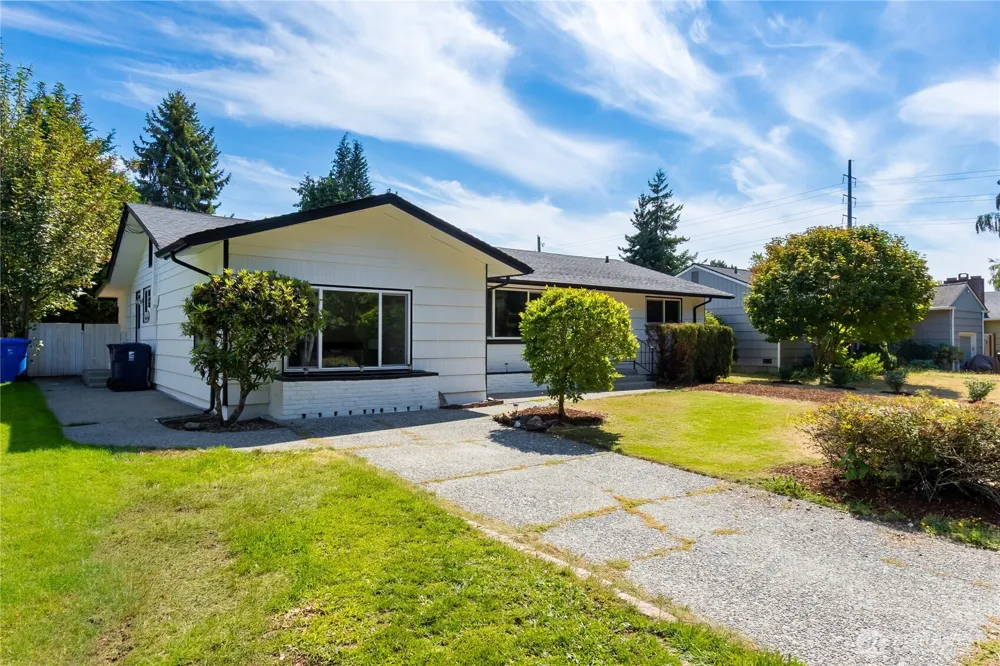 2125 Highland Street Tacoma, WA 98406