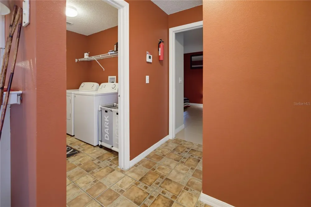 672 BASINGSTOKE COURT Kissimmee, FL 34758