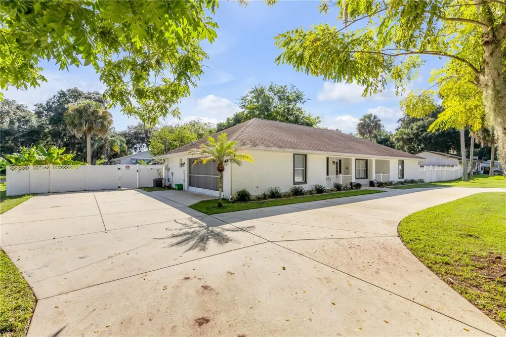 3205 MANGO TREE DRIVE Edgewater, FL 32141