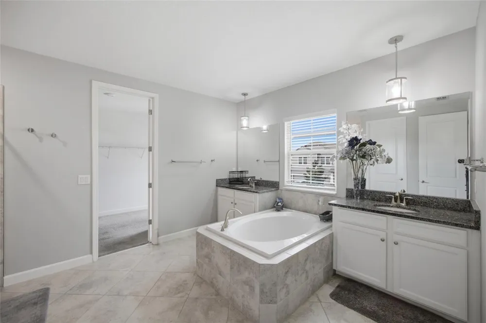 11419 SUNBURST MARBLE ROAD Riverview, FL 33579