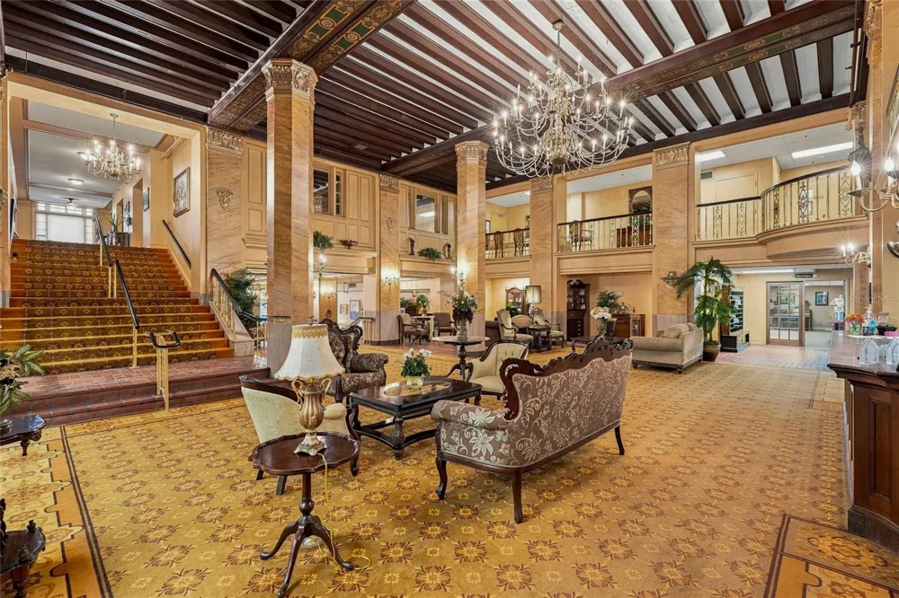 411 1ST AVENUE #308 St Petersburg, FL 33701