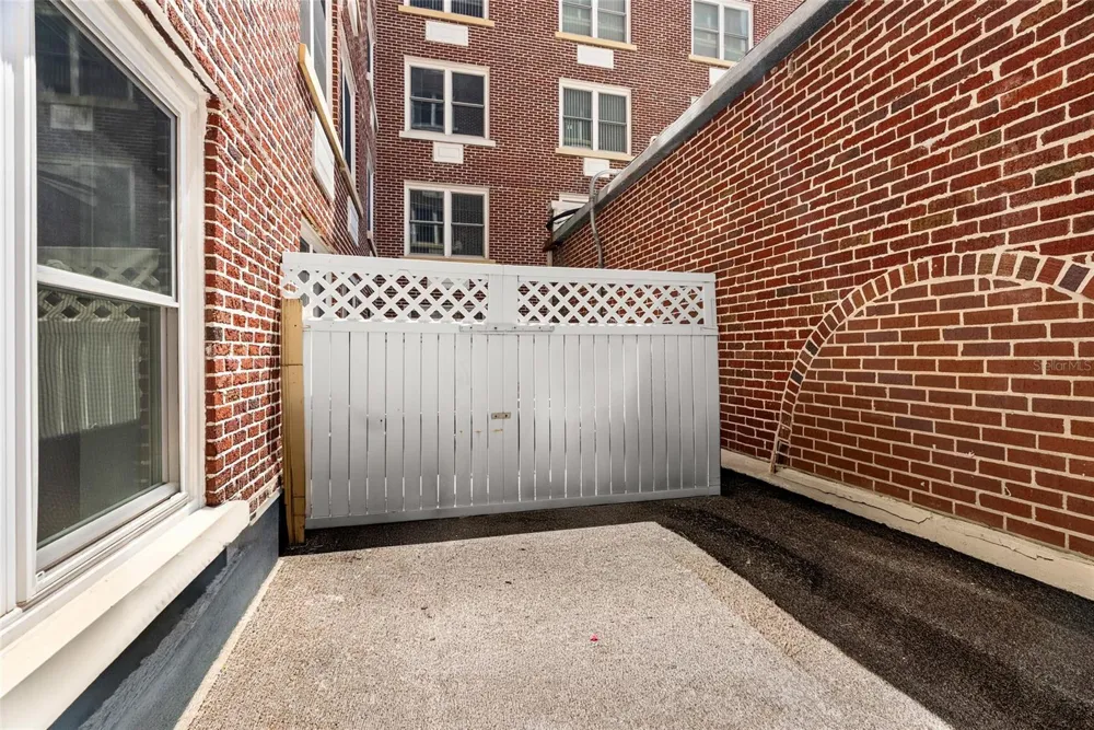 411 1ST AVENUE #308 St Petersburg, FL 33701
