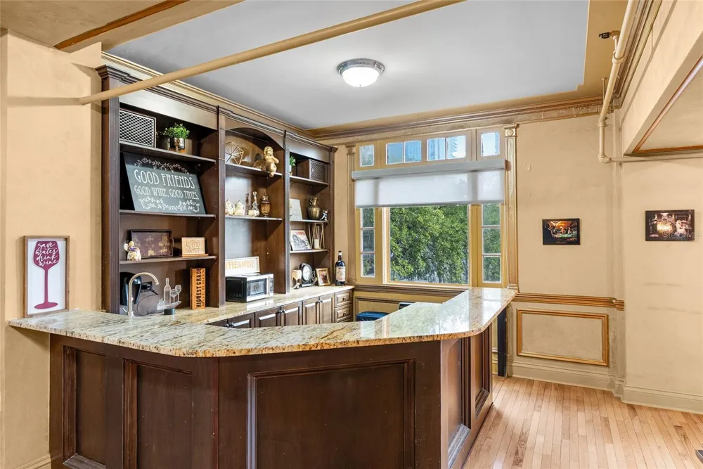411 1ST AVENUE #308 St Petersburg, FL 33701