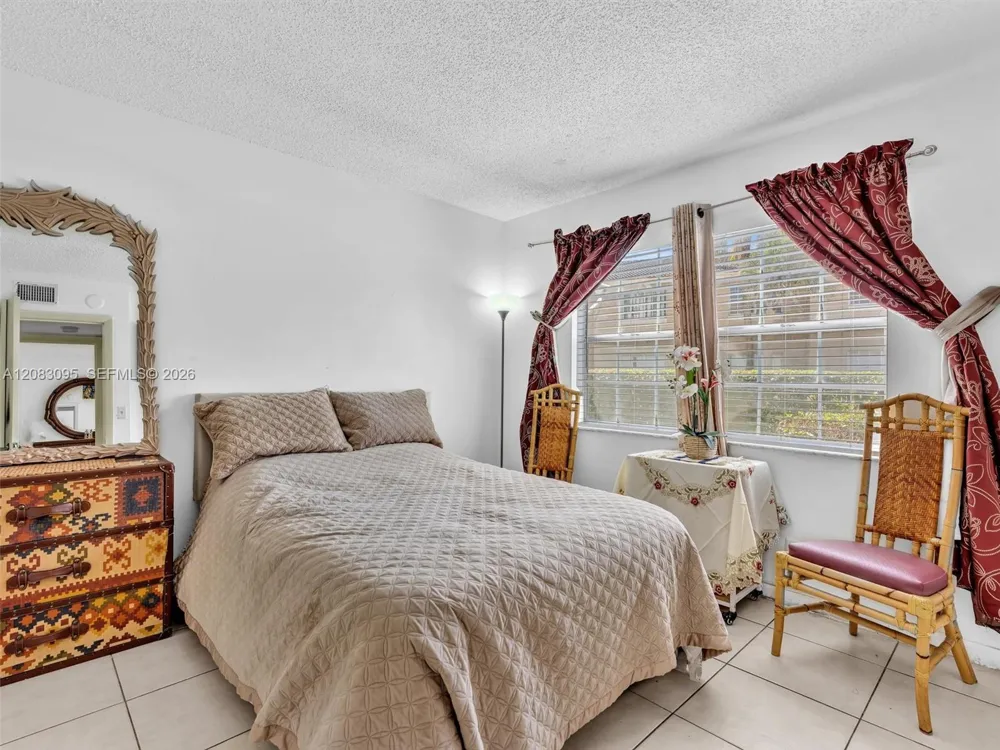 11492 NW 43rd St #11492 Coral Springs, FL 33065