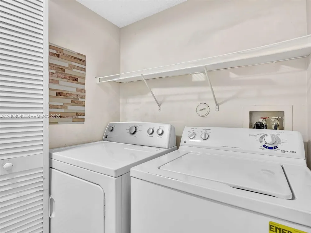 11492 NW 43rd St #11492 Coral Springs, FL 33065