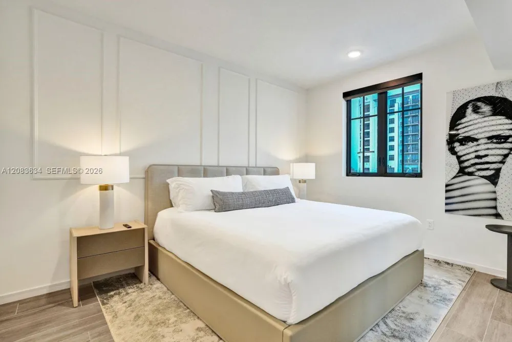 4220 LAGUNA ST #403 Coral Gables, FL 33146